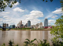 Load image into Gallery viewer, Cincinnati Postcards